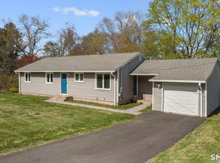 35 Fans Rock Road, Hamden, CT 06518