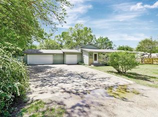 5848 N Palm Ln, Wichita, KS 67204