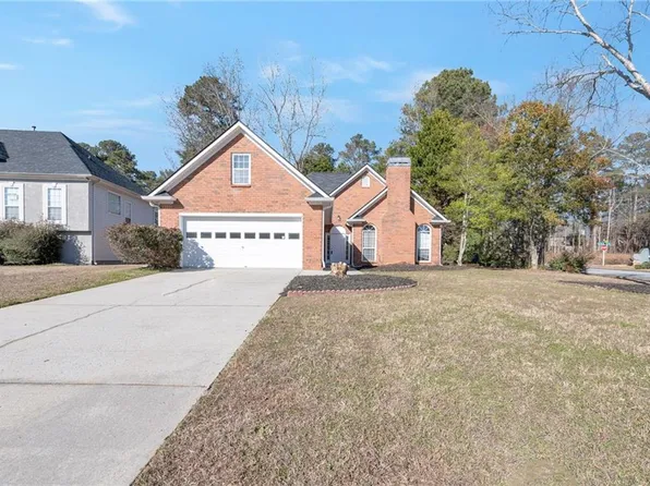 509 Fielding Ct, Fayetteville, GA 30215