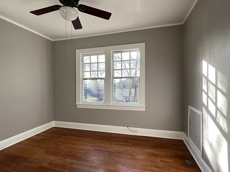 1215 Virginia Ave NE #3 — Photo 8