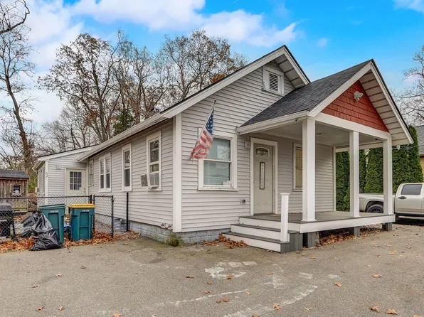 62 Groveland St, Abington, MA 02351