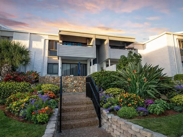 1555 Tarpon Center Dr APT 214, Venice, FL 34285