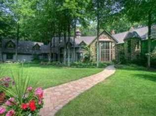 14255 County Line Rd, Chagrin Falls, OH 44022