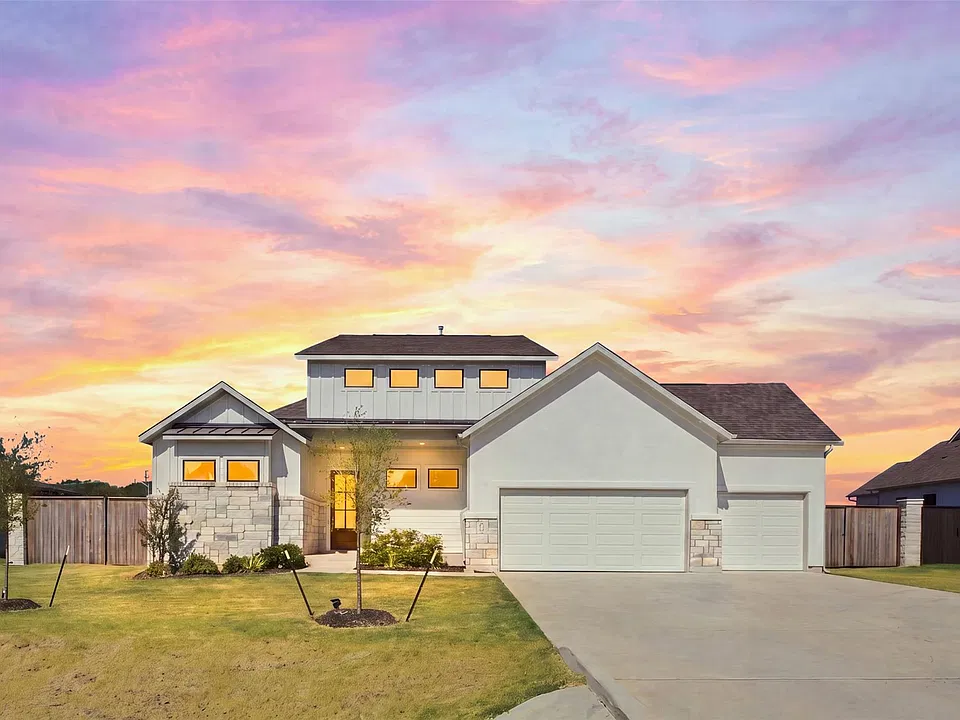 145 McNaughton Dr