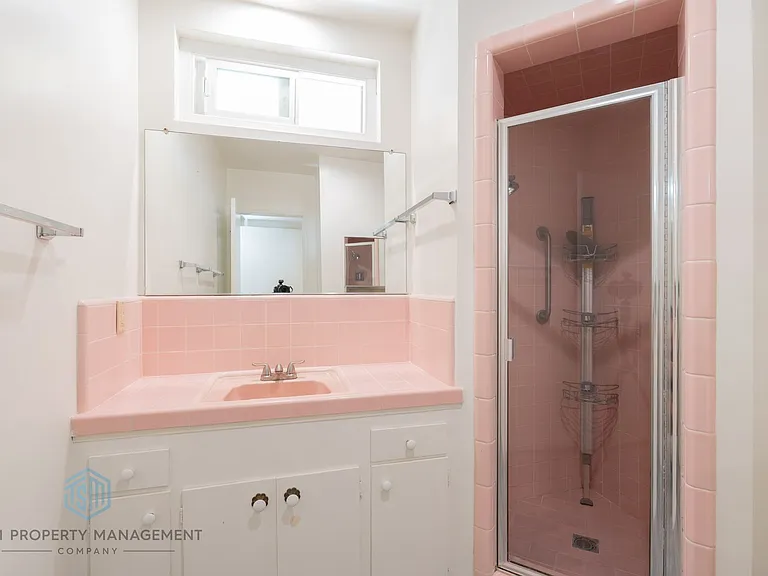 385 Cliff Dr #9 — Photo 10
