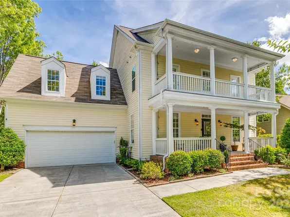1129 Windsong Bay Ln, Tega Cay, SC 29708