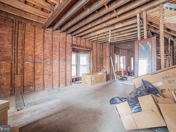 4th image of 5703 W Girard Ave