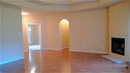 2nd image of 755 Willowood Ln