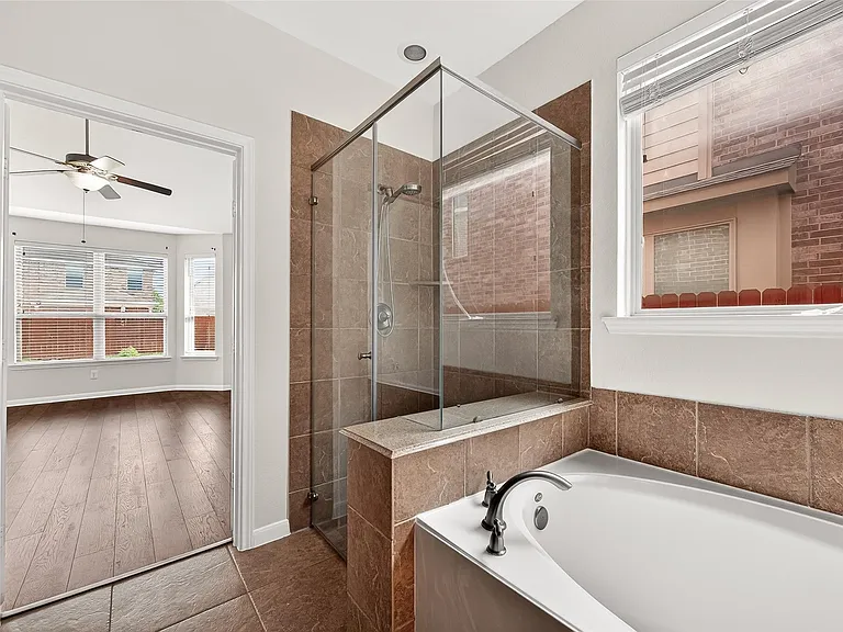 17415 Sandalisle Ln — Photo 34
