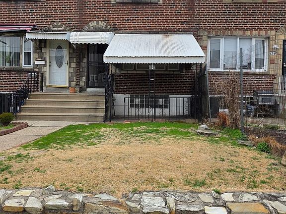 2nd image of 6247 Marsden St