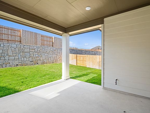 109 McDougall Pass
