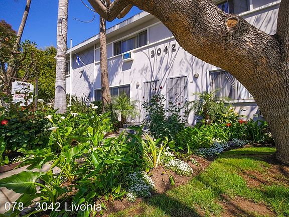 2nd image of 3042 Livonia Ave APT B1