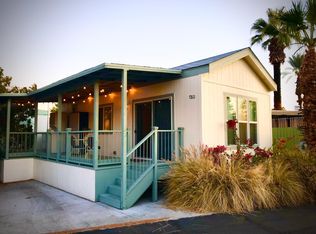 180 Logenita St, Palm Springs, CA 92264
