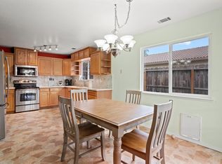 825 Winery Way, Modesto, CA 95356