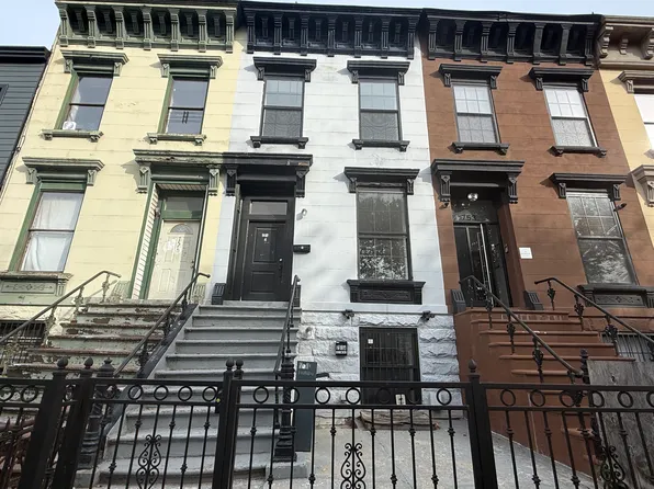 751a Monroe Street image 1 of 25