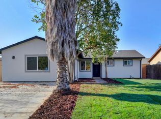 5750 Village Ridge Way, Sacramento, CA 95823