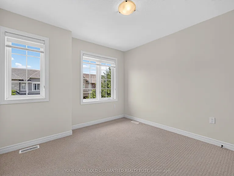 114 Dunrobin Ln — Photo 19
