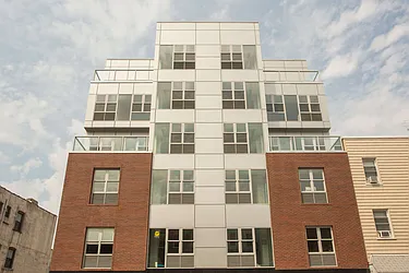 387 Manhattan Avenue in Williamsburg