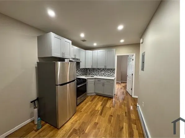 1157 Colgate Ave APT 2R, Bronx, NY 10472