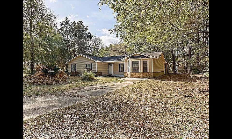 1st image of 804 Old Newton Rd