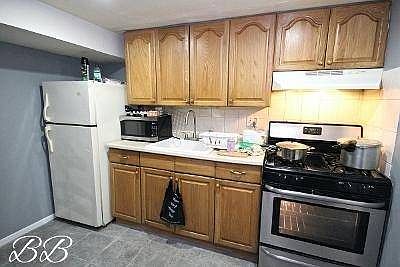 1st image of 1201 E 59th St