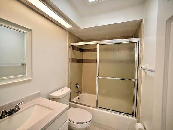 5th image of 1210 Charter Oaks Cir