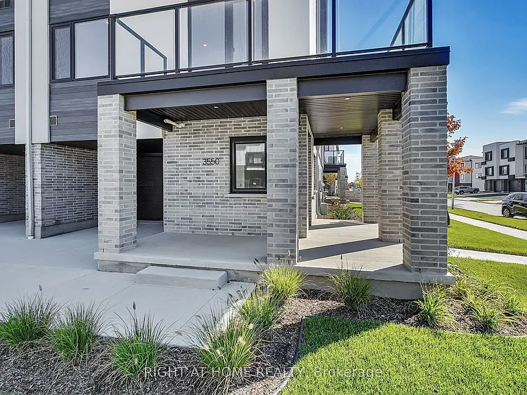 3550 Emily Carr Ln — Photo 2
