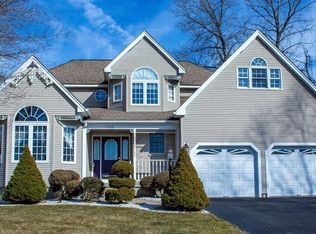 120 Kosak Ct, Feeding Hills, MA 01030