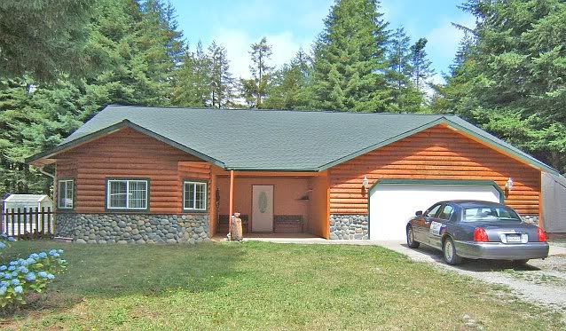 1st image of 325 Latin Dr
