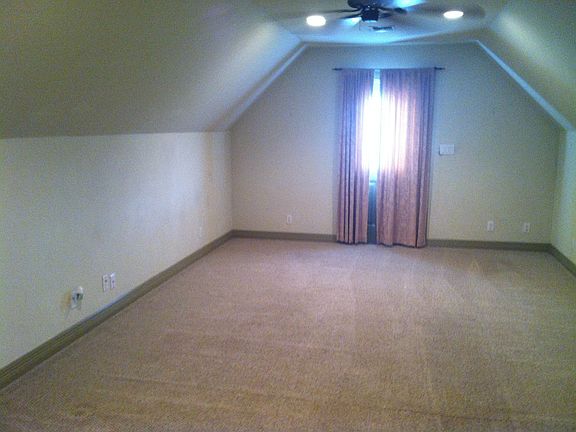 5th image of 6028 Parliament Dr