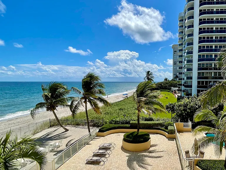 310 S Ocean Blvd #305 — Photo 7