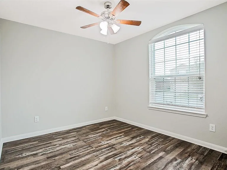 104 Indigo Brush Dr — Photo 7