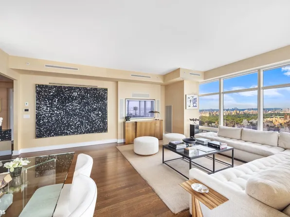 151 East 58th Street image 2 of 19