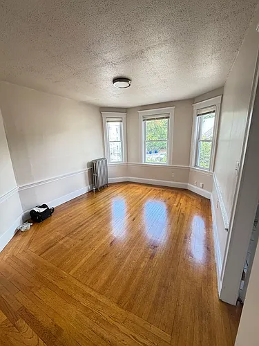 43 Atkins St #4D Photo 1