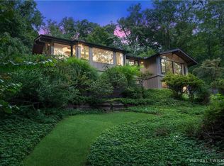 38 Clausland Mountain Rd, Blauvelt, NY 10913