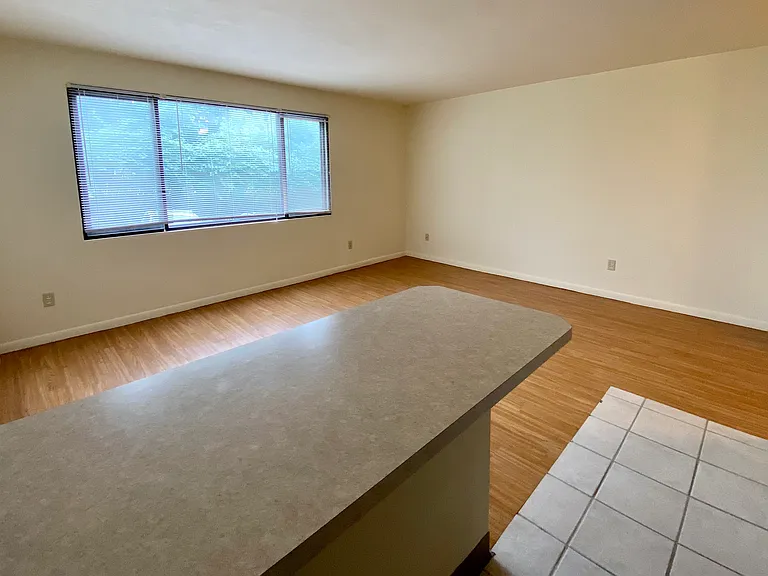 415 Wisconsin Ave — Photo 11