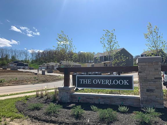 3rd image of 150 Oak Valley Ct
