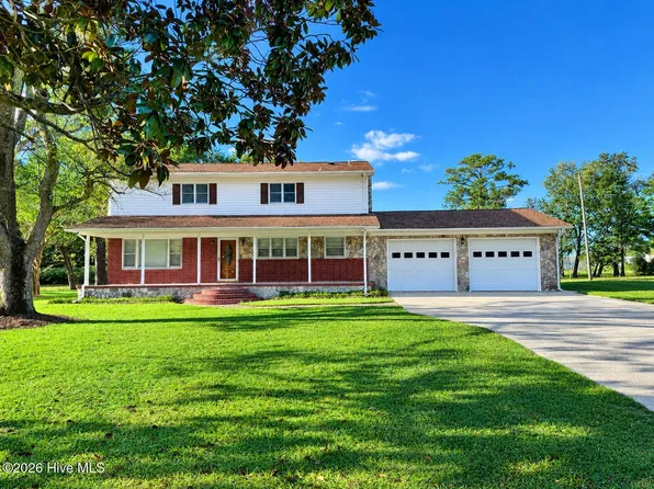 2270 Dawson Cabin Rd, Jacksonville, NC 28540