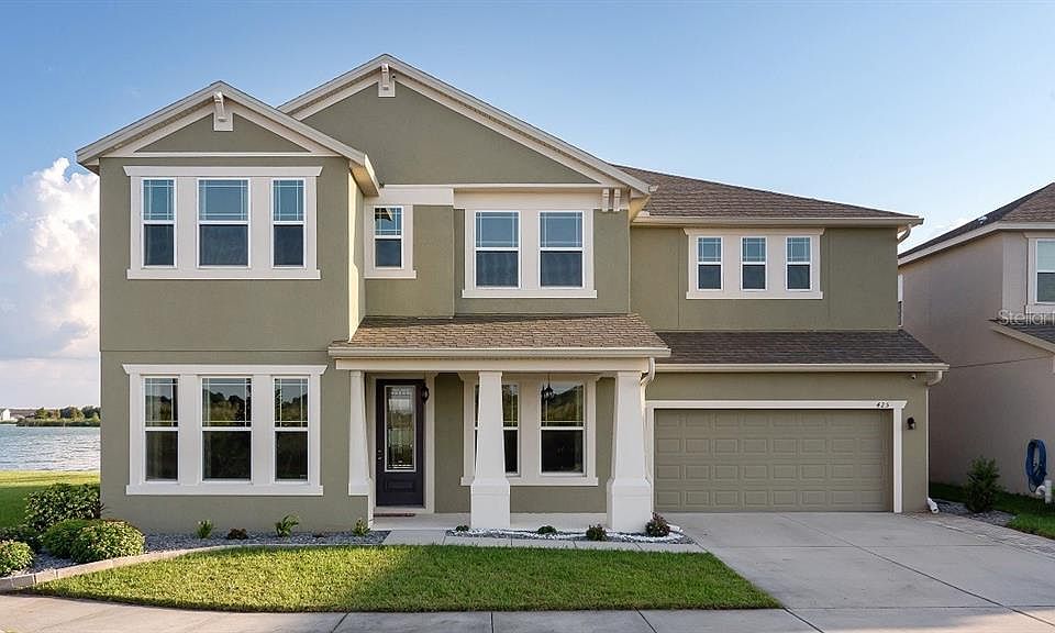 1st image of 425 Blue Cypress Dr