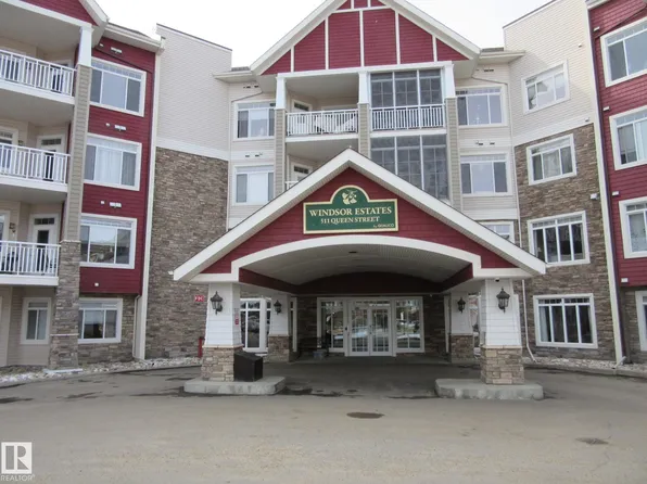 511 Queen St #135, Spruce Grove, AB T7X 0G4