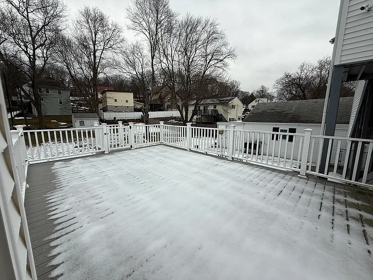 196 Clover St #1 — Photo 12