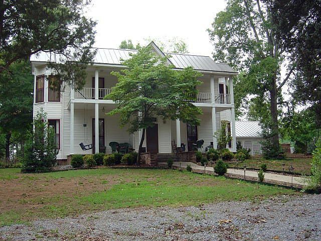 Front View of Beautiful two story Victorian home.
