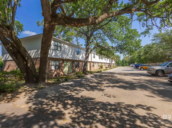 226 W Canal Dr #2, Gulf Shores, AL 36542