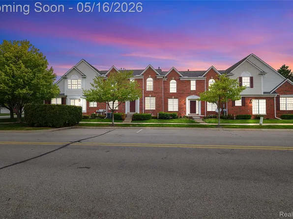 41782 Brownstone Dr, Novi, MI 48377