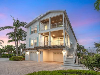 497 Island Cir, Sarasota, FL, 34242
