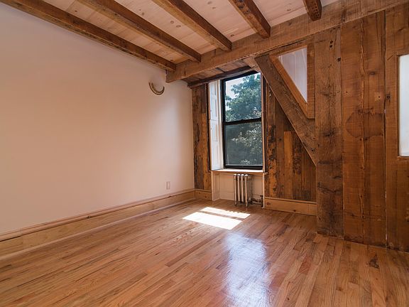 4th image of 197 Hancock St #3F