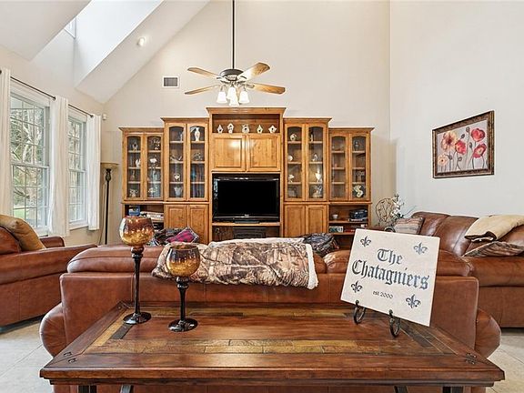 5th image of 19632 Carol Morgan Rd