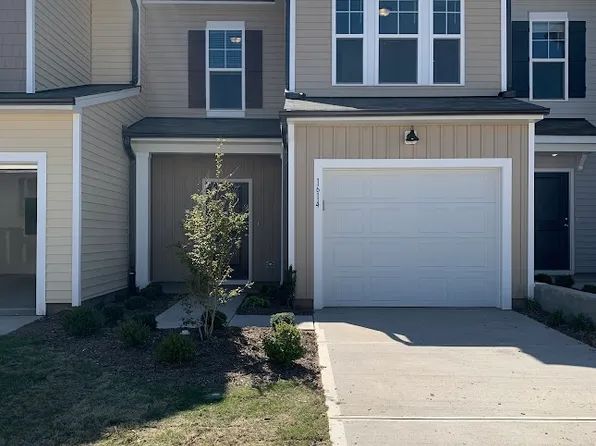 1614 Glacier Dr, Durham, NC 27713