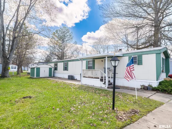 120 Poplar Dr, Morton, IL 61550