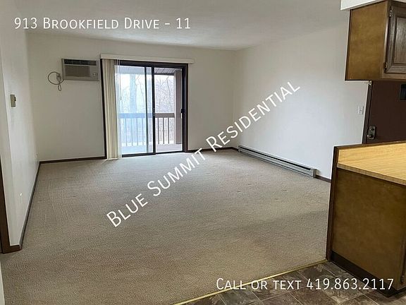 3rd image of 913 Brookfield Dr APT 11